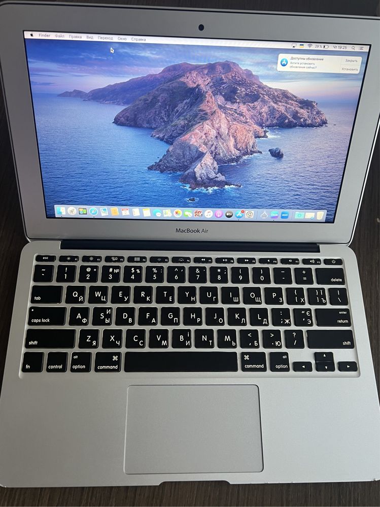 Macbook Air 11-inch,  A1465