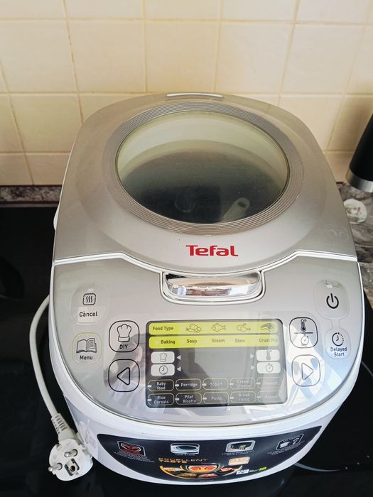 Продам мультиварку Tefal R23