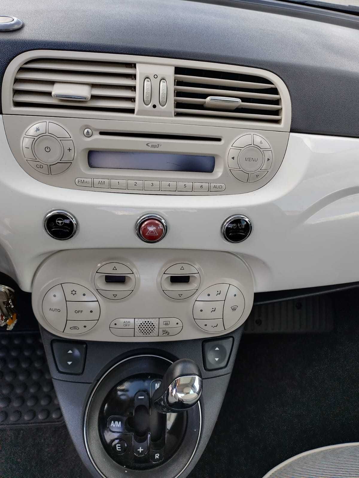 Fiat 500 com caixa automática