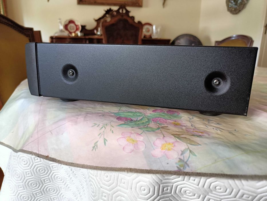 Arcam Alpha 7R Amplifier with Remote Control64168924403970124