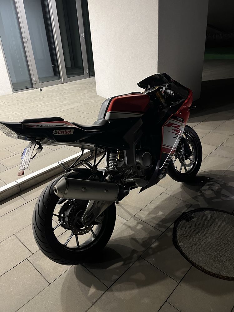 Rieju rs3 125 (yamaha yzf r125,ktm rc125,honda cbr125)