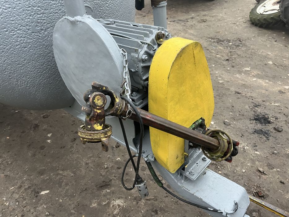 Beczkowóz 3500l wóz asenizacyjny