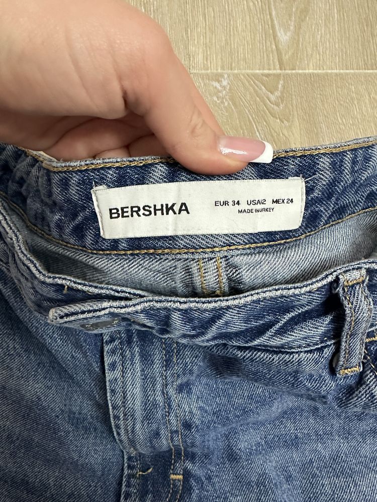 Джинси бершка bershka