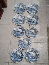 Conjunto de 9 pratos da fábrica Inglesa Royal Wessex