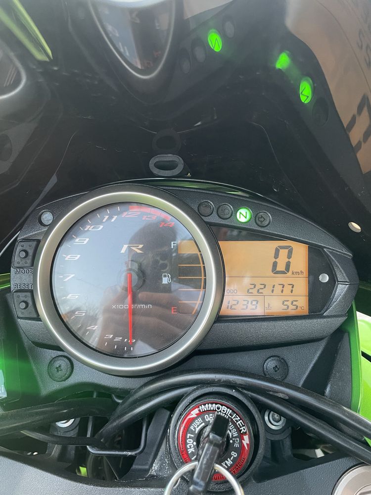 Продам Kawasaki Z-750R