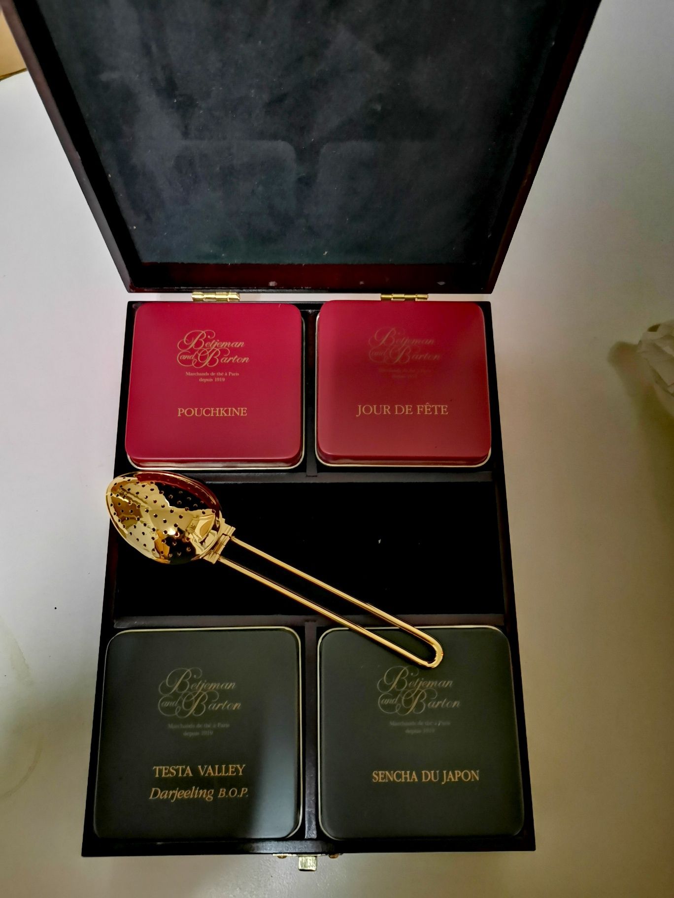 Coffret luxo 4 Chá Betjeman & Barton + colher infusão