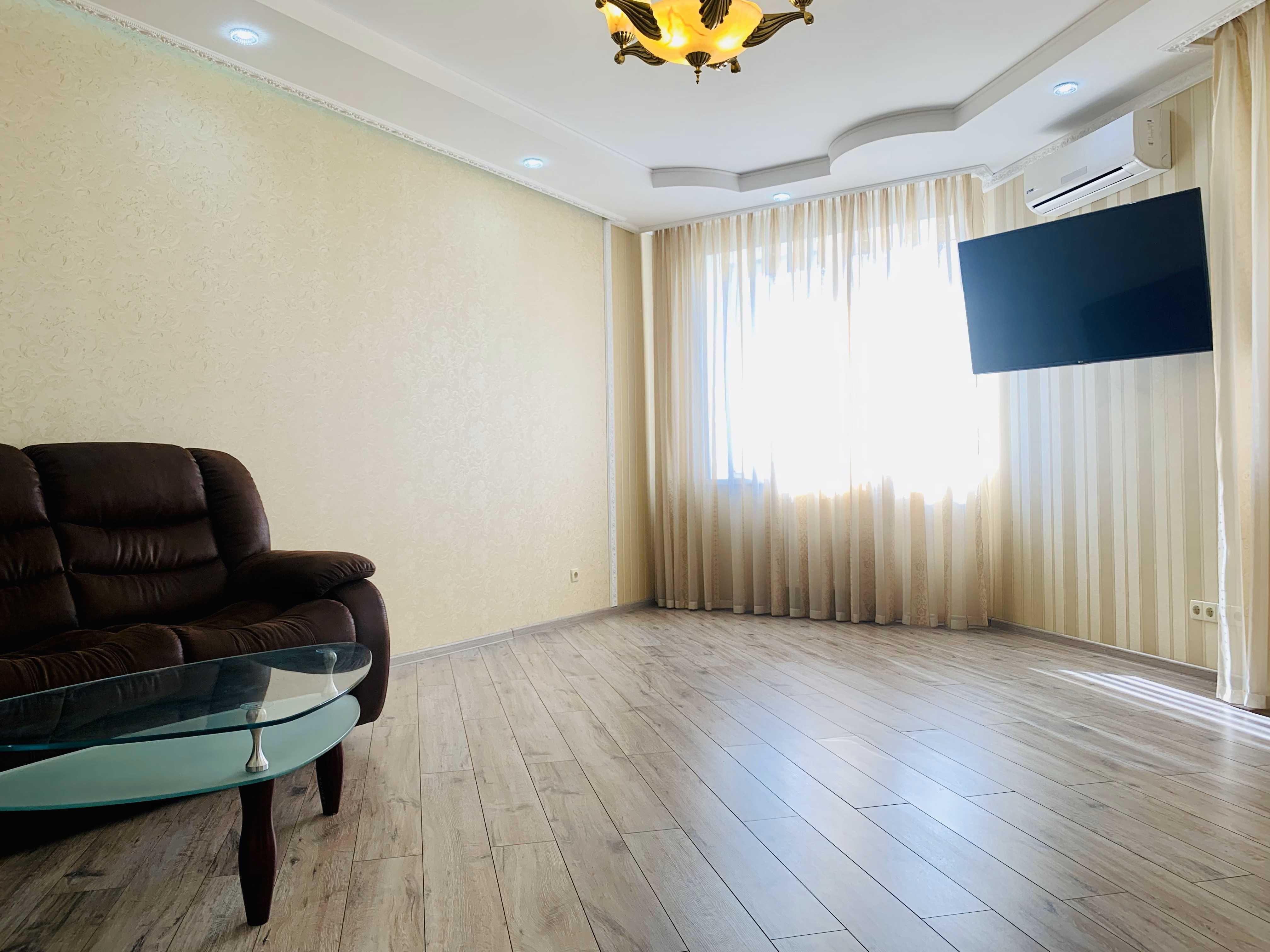 Дарницький Позняки вул. Ревуцького,9 Харьківський  Продаж  82кв.м.