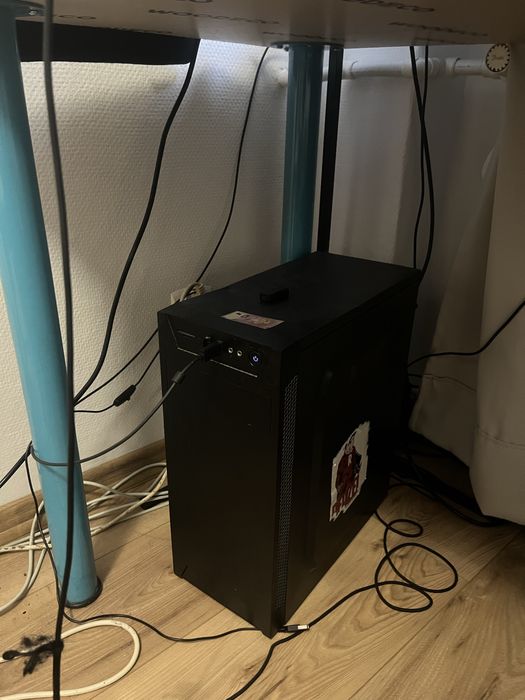 Sprzedam komputer w dobrym stanie GTX 1650 Ryzen 3 3100, 16GB