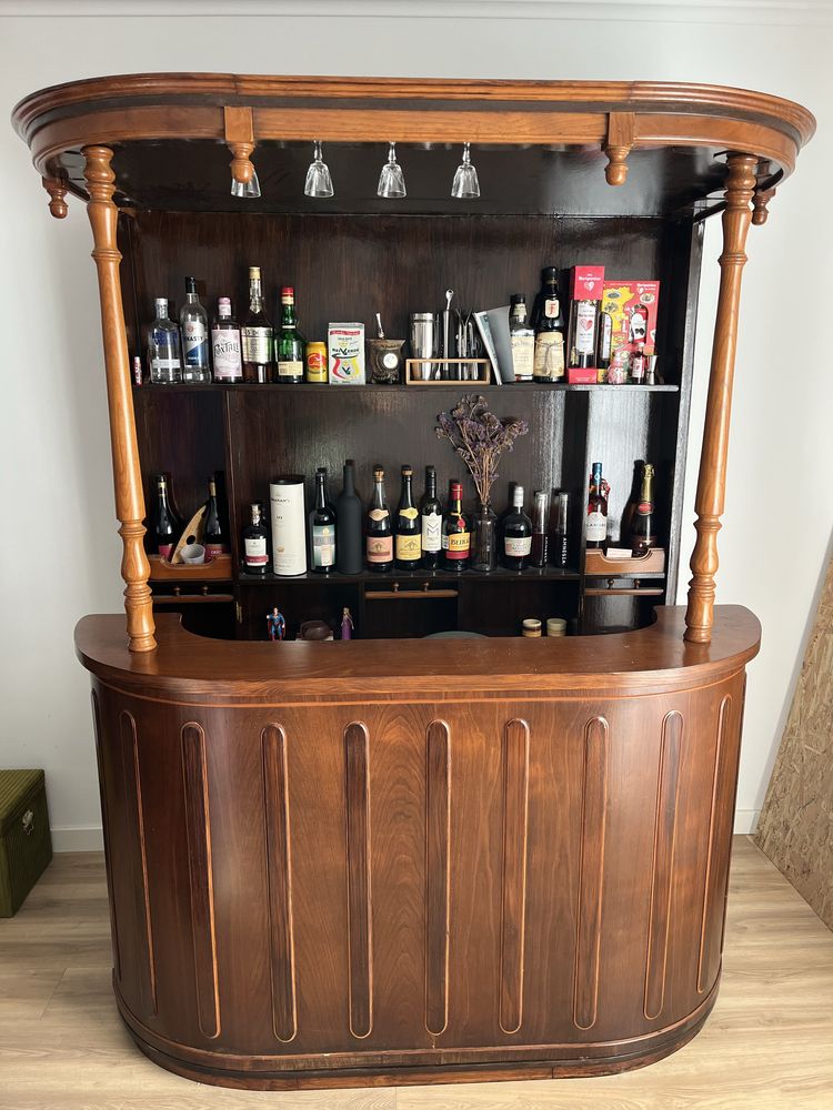 Bar grande para venda