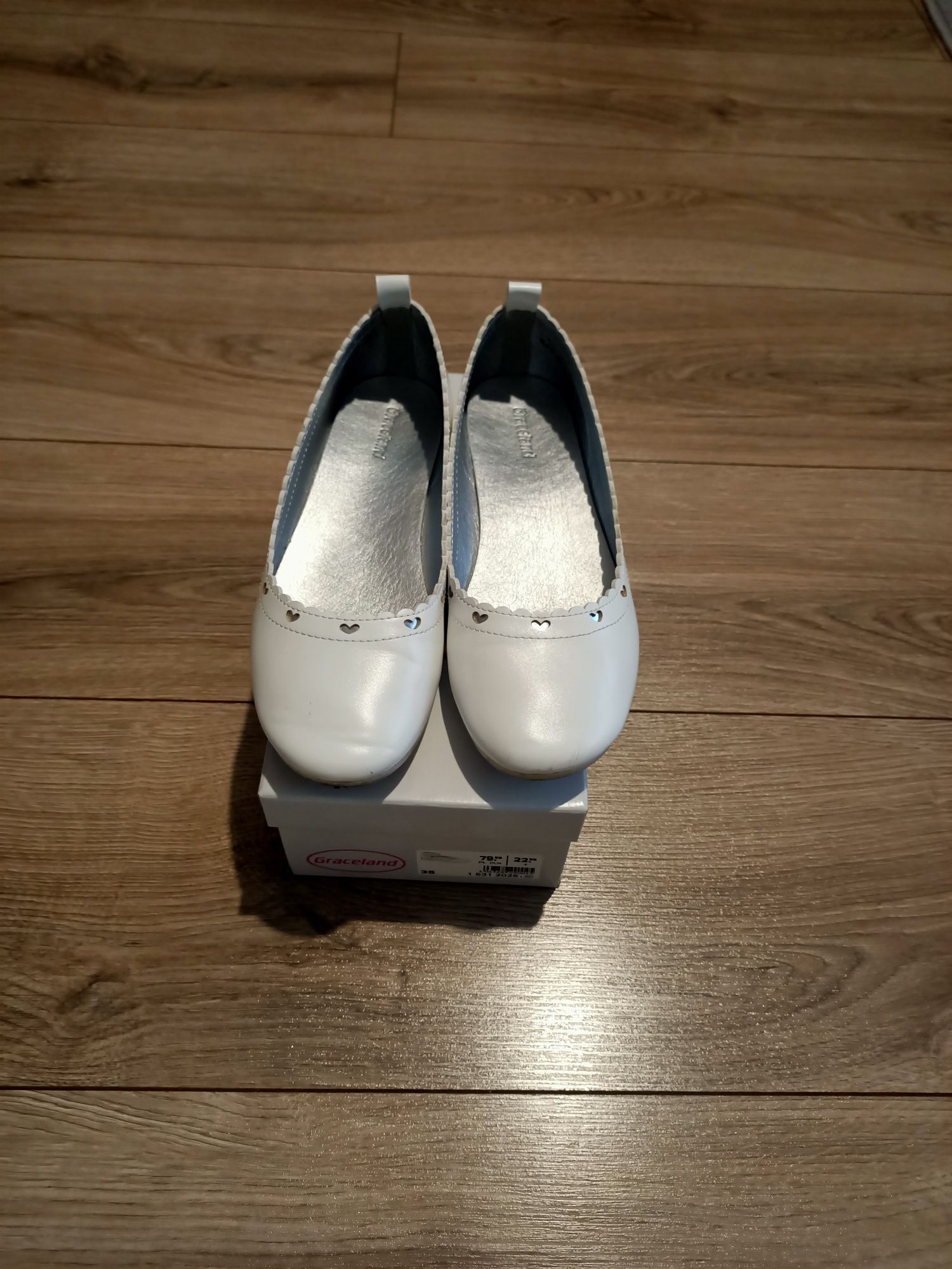 Buty komunijne balerinki r.35