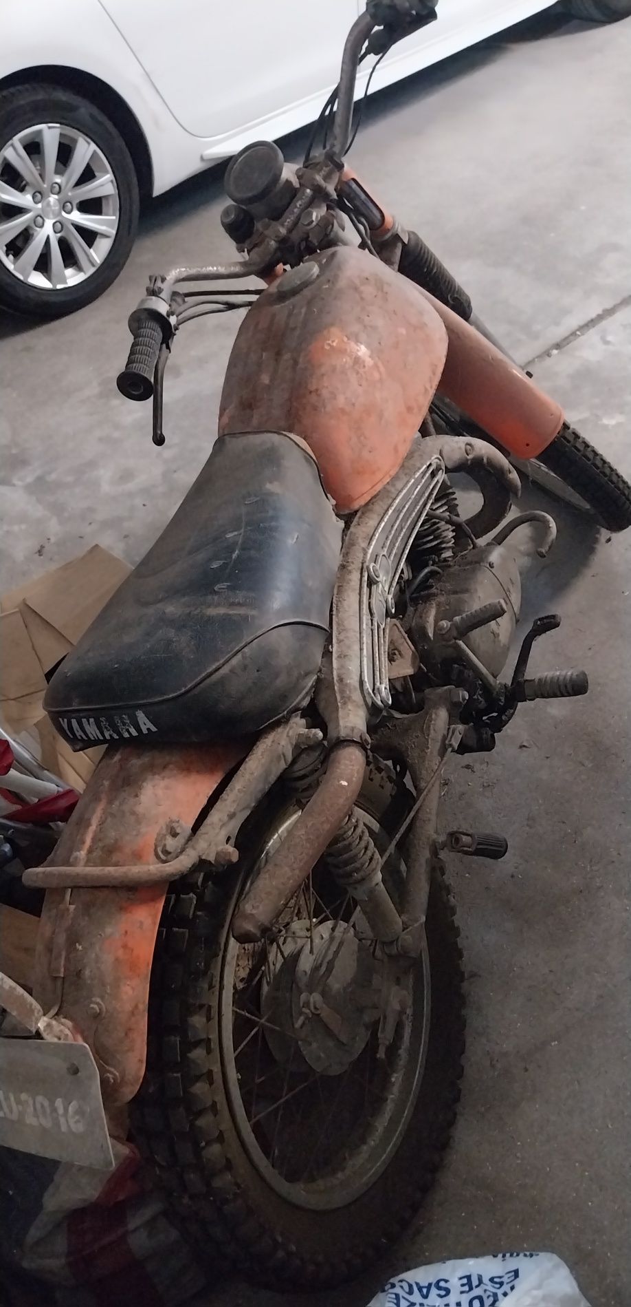 Yamaha CT 175cc de 1974 para recuperar