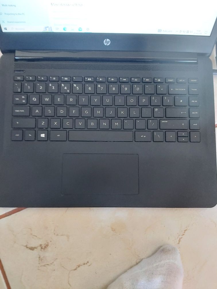 Laptop hp w dobrym stanie