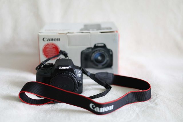 Canon 100D,  aparat body, lustrzanka, stan idealny + Gratis