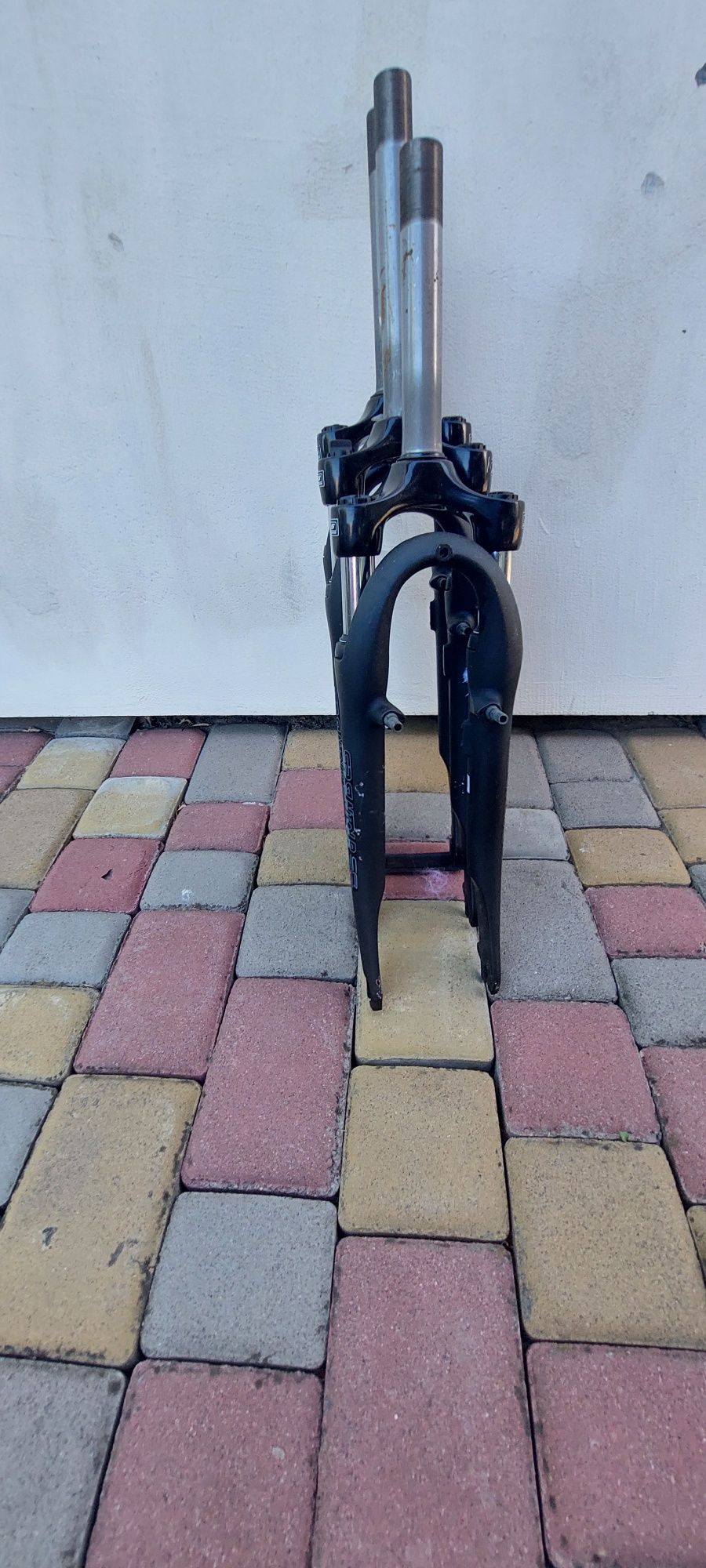 Вилка велосипедна Suntour CR7V