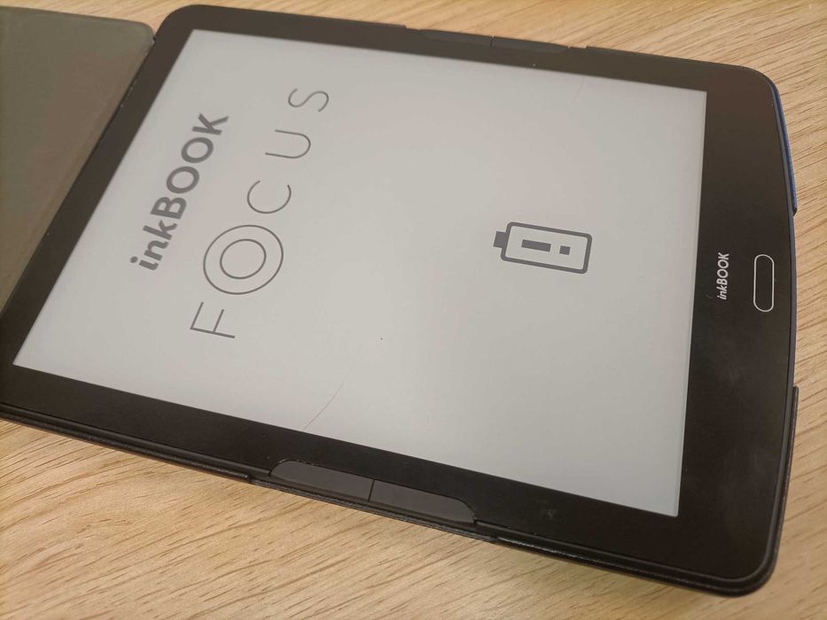 Inkbook Focus Black + etui Twist + 1400 ebooków e-czytnik książek eink