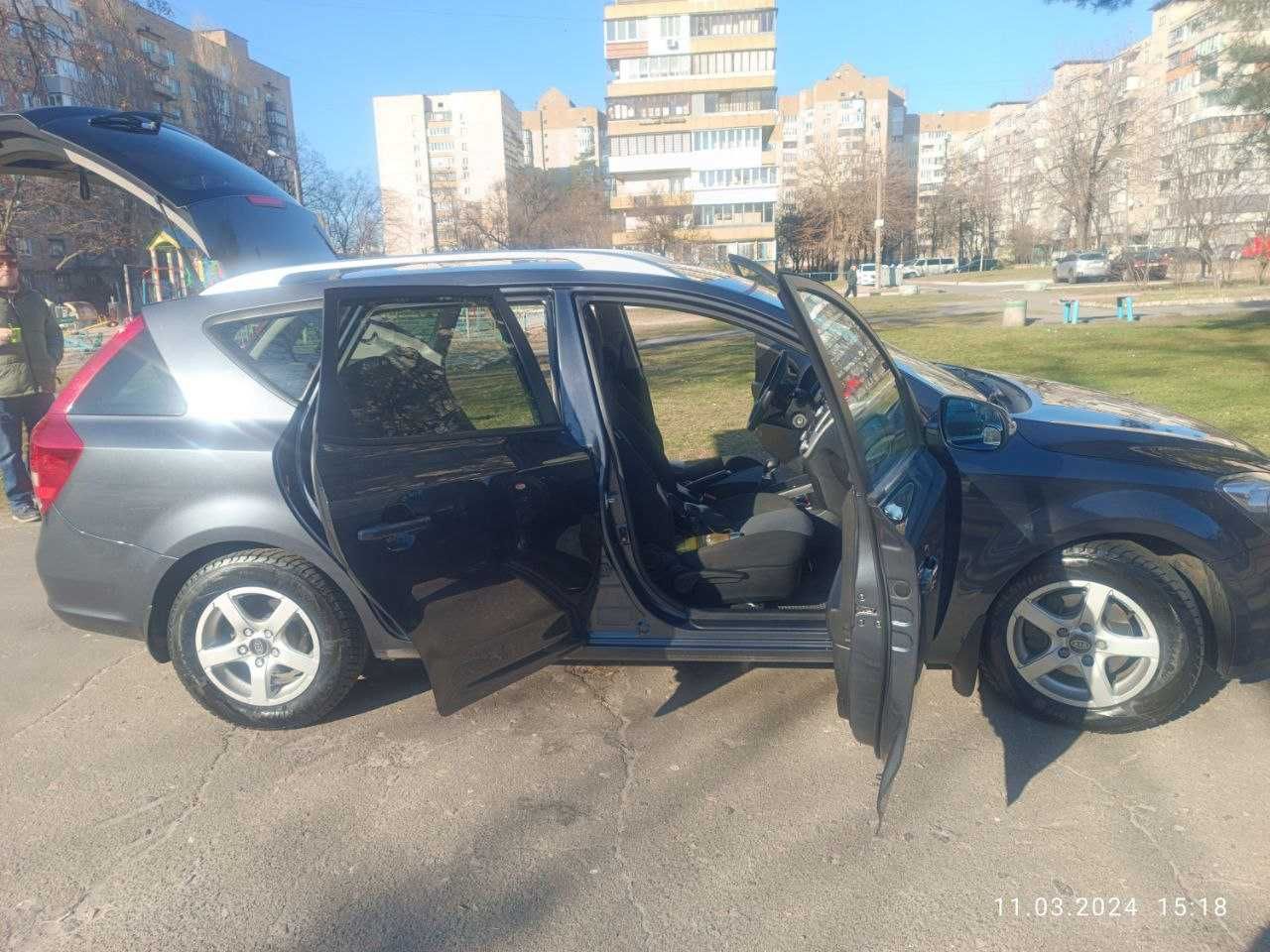 Продам Автомобиль Kia Ceed