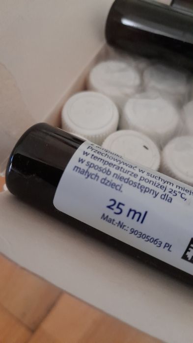 Ampułki-fiolki,opak.puste o wys 11cm,poj 25ml-60szt