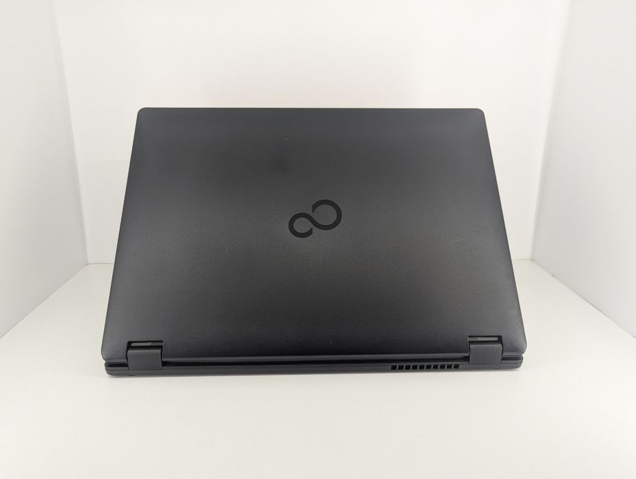 НАДІЙНИЙ Ноутбук Fujitsu E548 14FHD i5-10 8/256 гарна автоність, ідеал