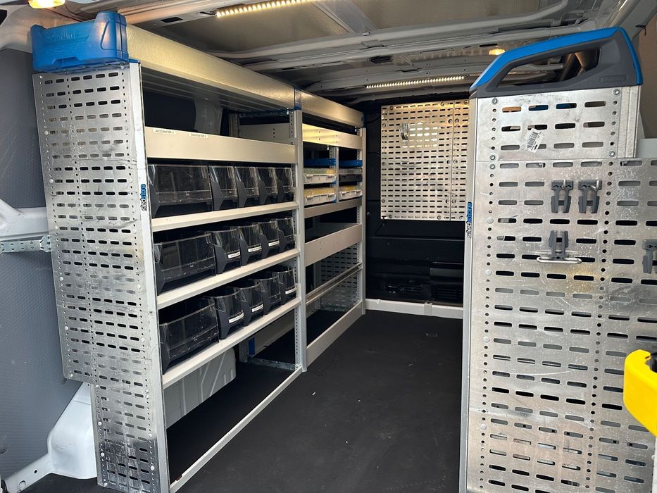 Ford Transit Custom 2.0 TDCI 130KM SORTIMO ZABUDOWA WARSZTATOWA SERWISOWA  FV23% / 2x Drzwi przesuwne / Przetwornica 230v / Webasto / LED /Regały