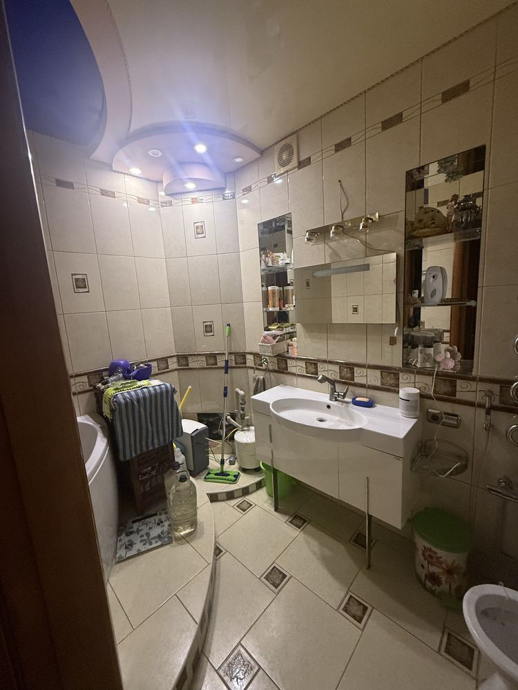 Продам  квартиру в самом центре