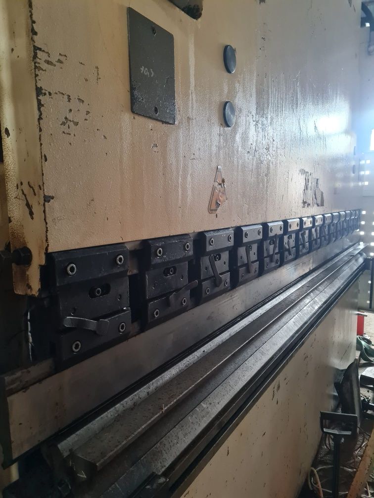 Prasa krawędziowa Ermak AP3200