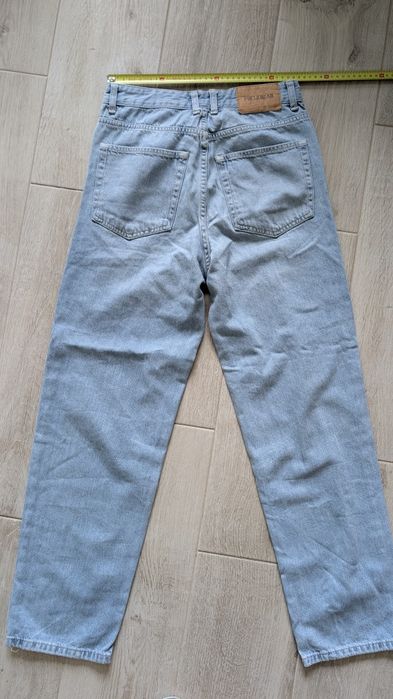 Spodnie jeansy pull&bear 36