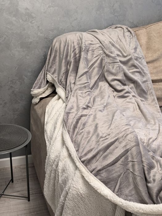 Шикарний теплий плед-покривало на хутрі-овчині