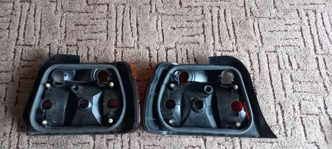 Lampy tylne* BMW E-36 *Compact*
