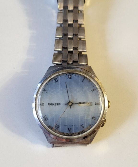 Годинник Ракета "Вічний календар" часы Ракета Вечный календарь