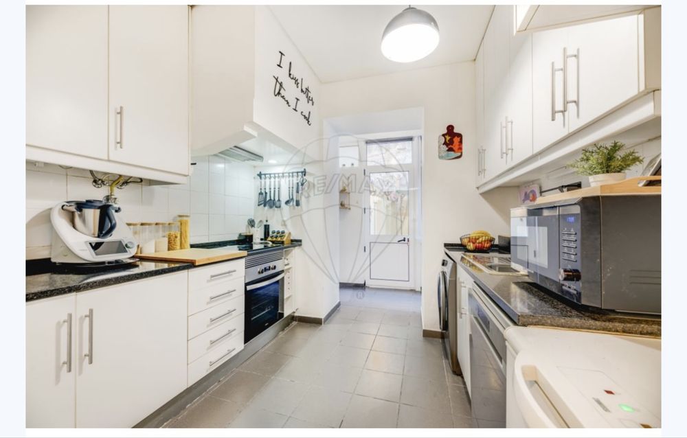 COZINHA Bom Estado Com Electrodomésticos SAMSUNG