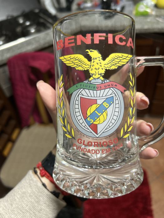 Copos e canecas de clubes