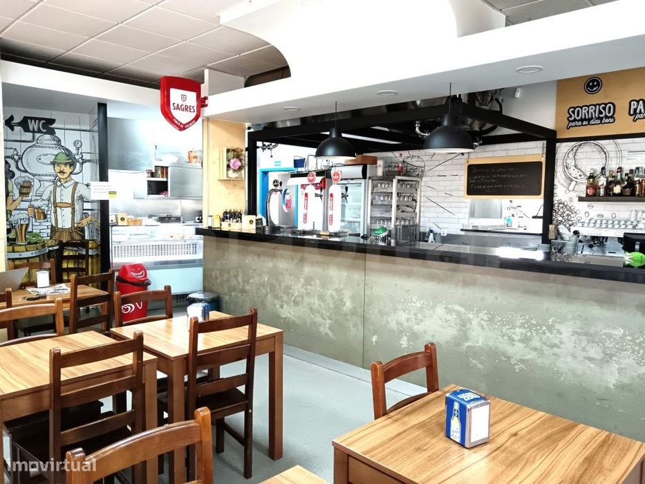 Trespasse De Restaurante /Cervejaria, No Biscainho, Em Coruche