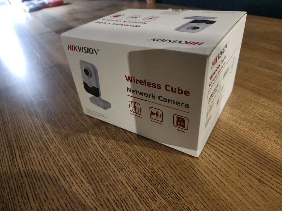 Hikvision камера ds-2cd2443g2-iw Нова на гарантіїї