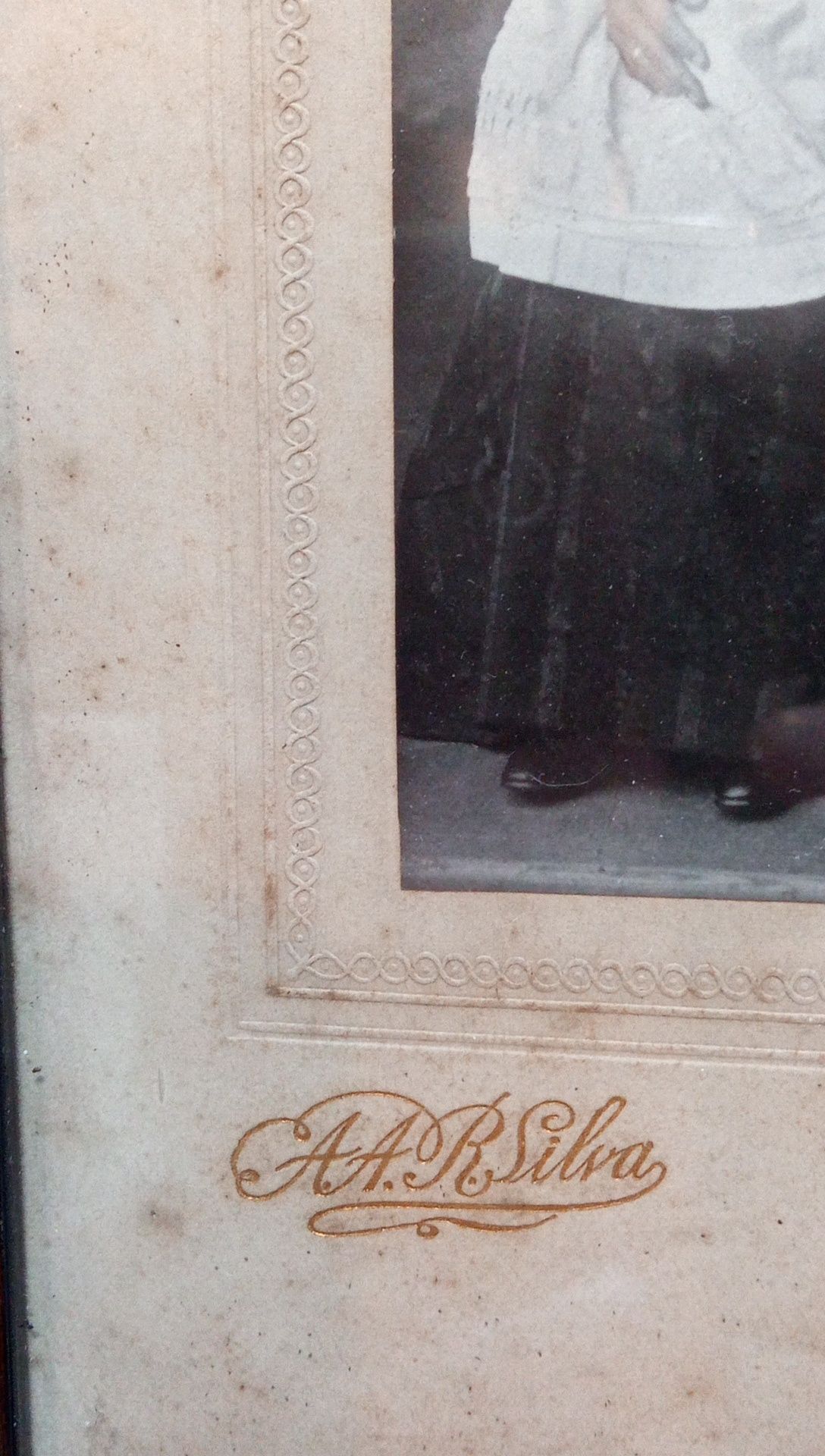 Moldura com foto antiga cerca de 100 anos