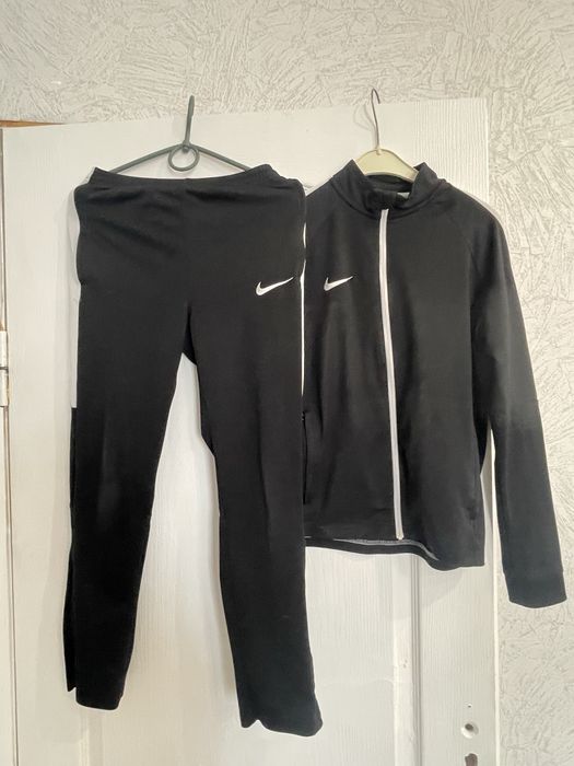 Костюм найк.