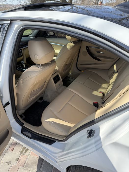 Продам BMW F30 328i 2015 Рестайлінг