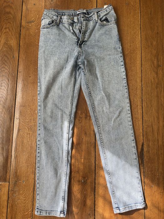 Джинси одягнені один раз