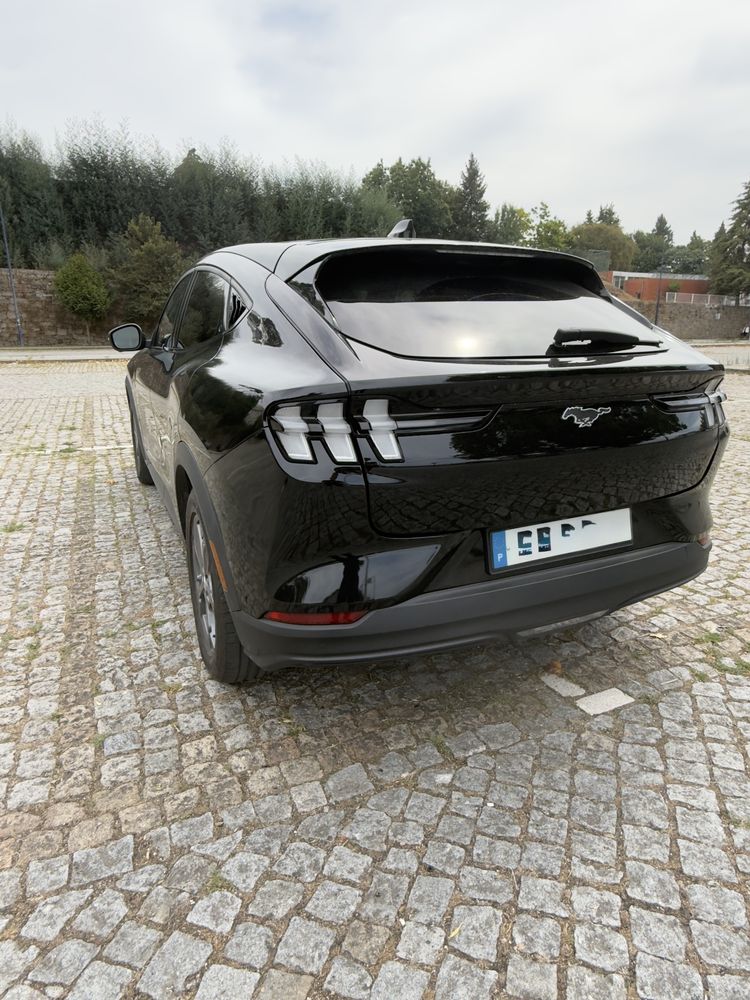 Mustang Mach E - Pack Tech + Teto Panoramico