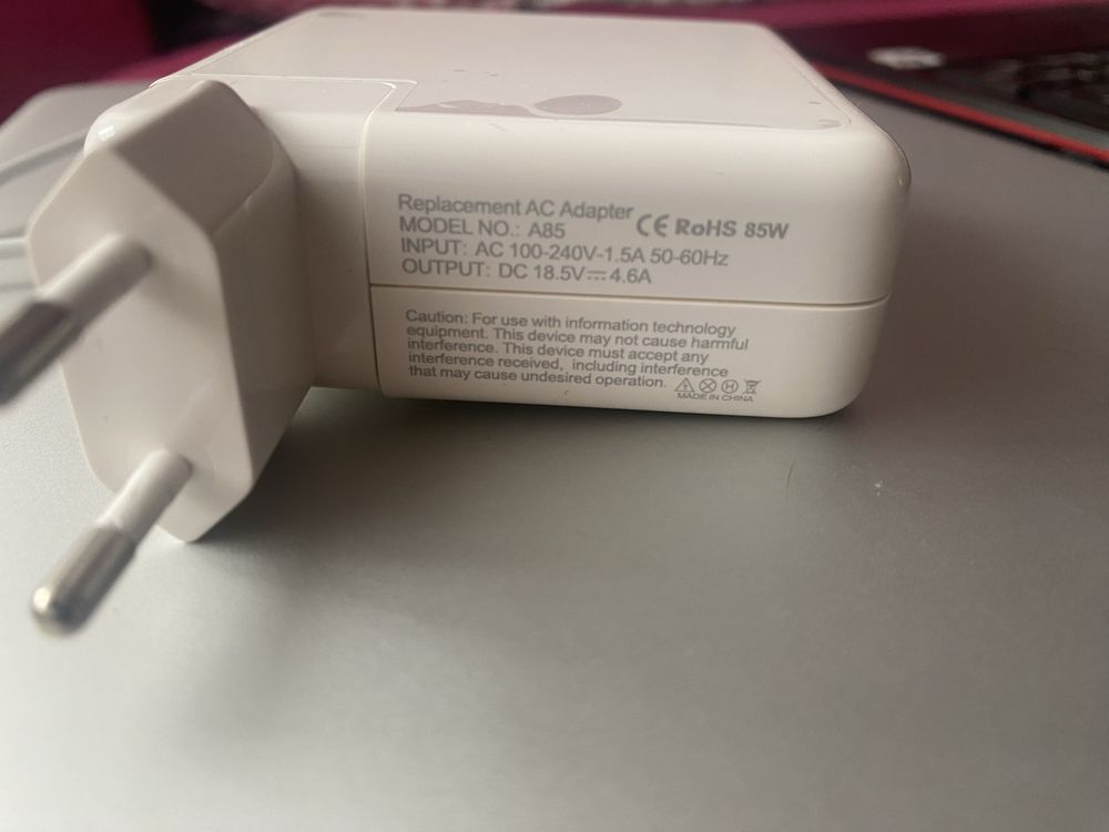 Apple MacBook Pro 15.6/8Gb/250Gb SSD