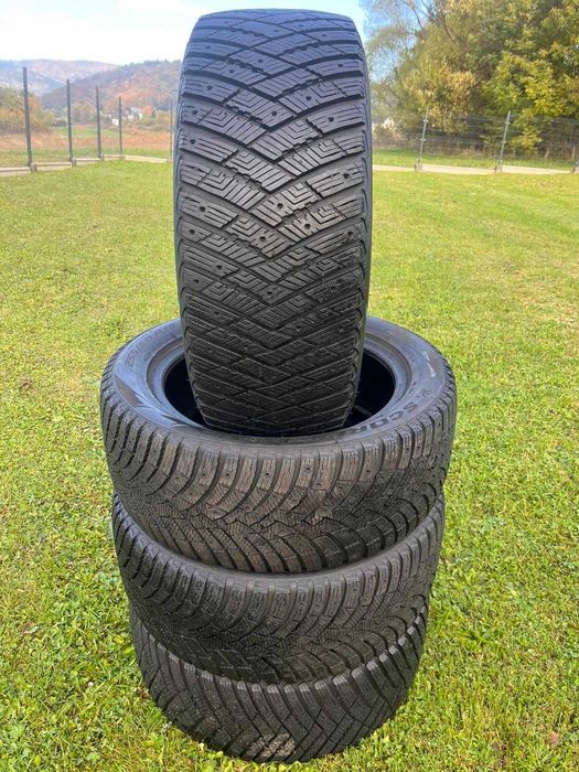 4x255/50 R 19 Opony 2x Good year 2x Pirelli Zima
