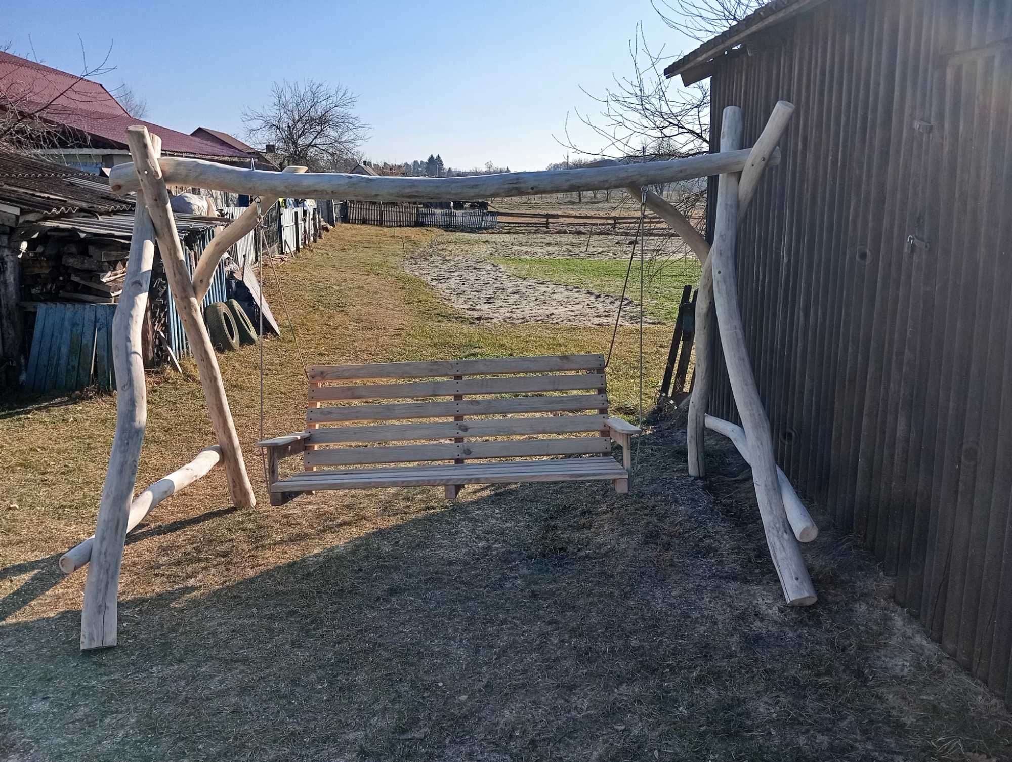 Гойдалка садова з дерева