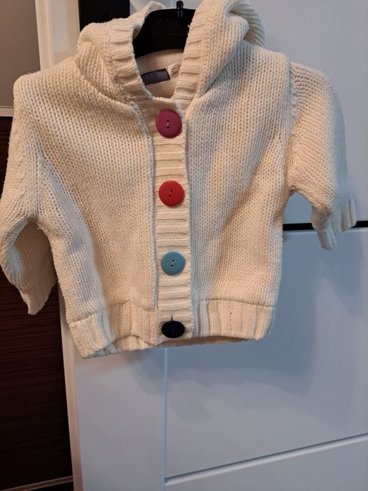 Sweterek sweter dla dziewczynki 2-6 miesięcy