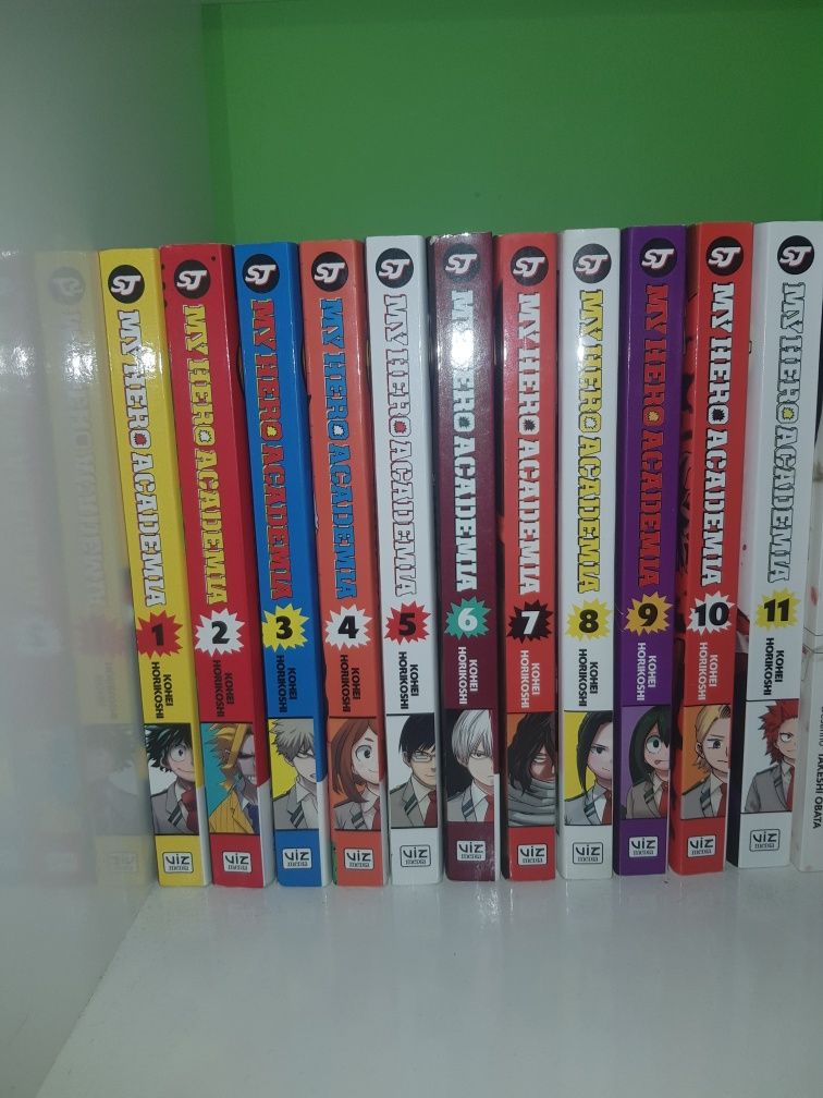 Mangas usados lidos uma vez em bastante bom estado