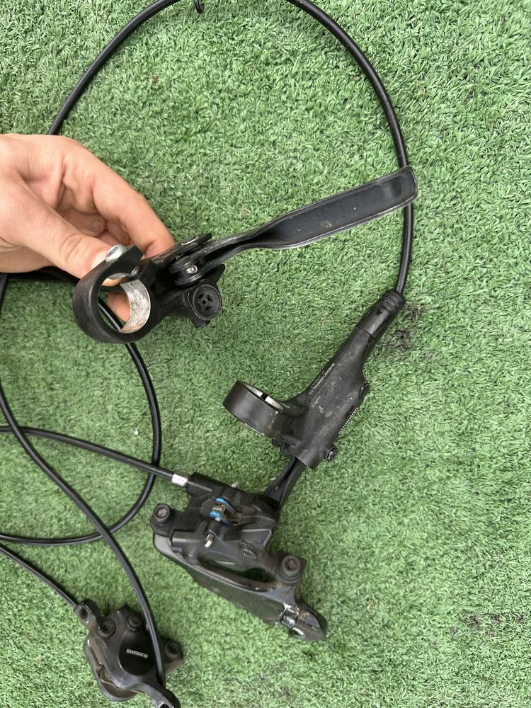 Hamulce plus klamki shimano BL-MT201