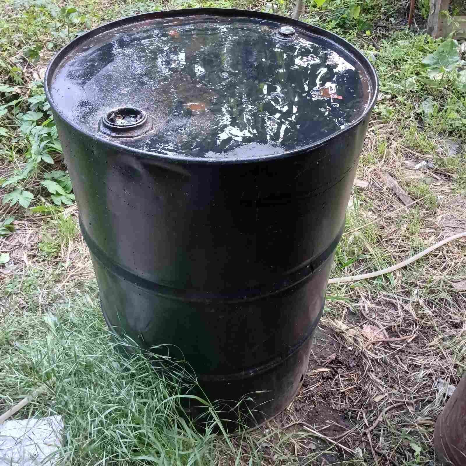 Продам металлической бочку.