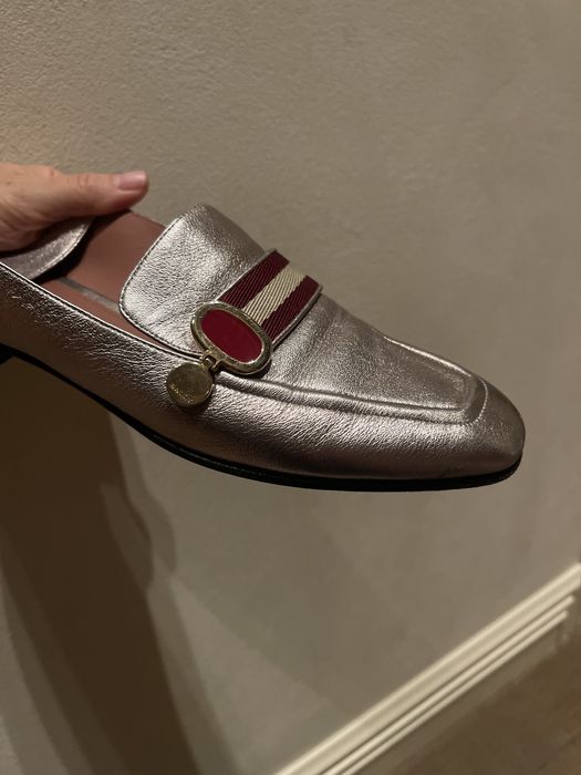 Лофери жіночі Bally розмір 39