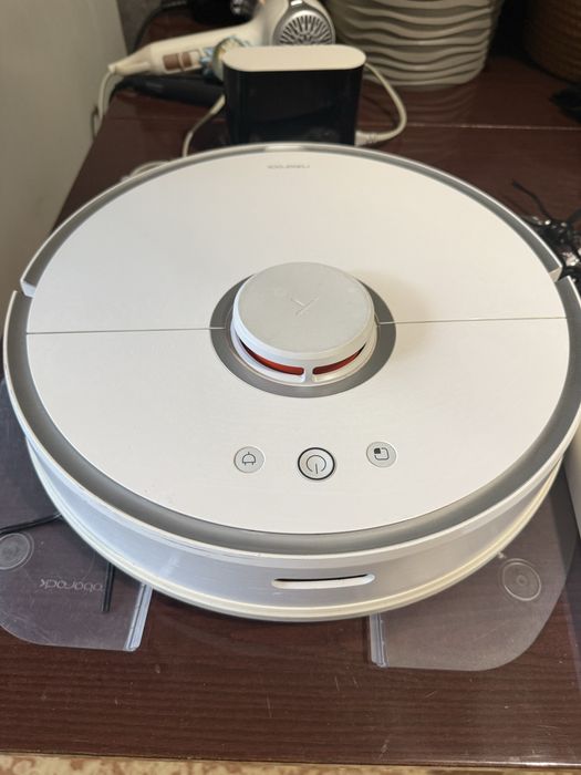 Робот пилосос roborok s5