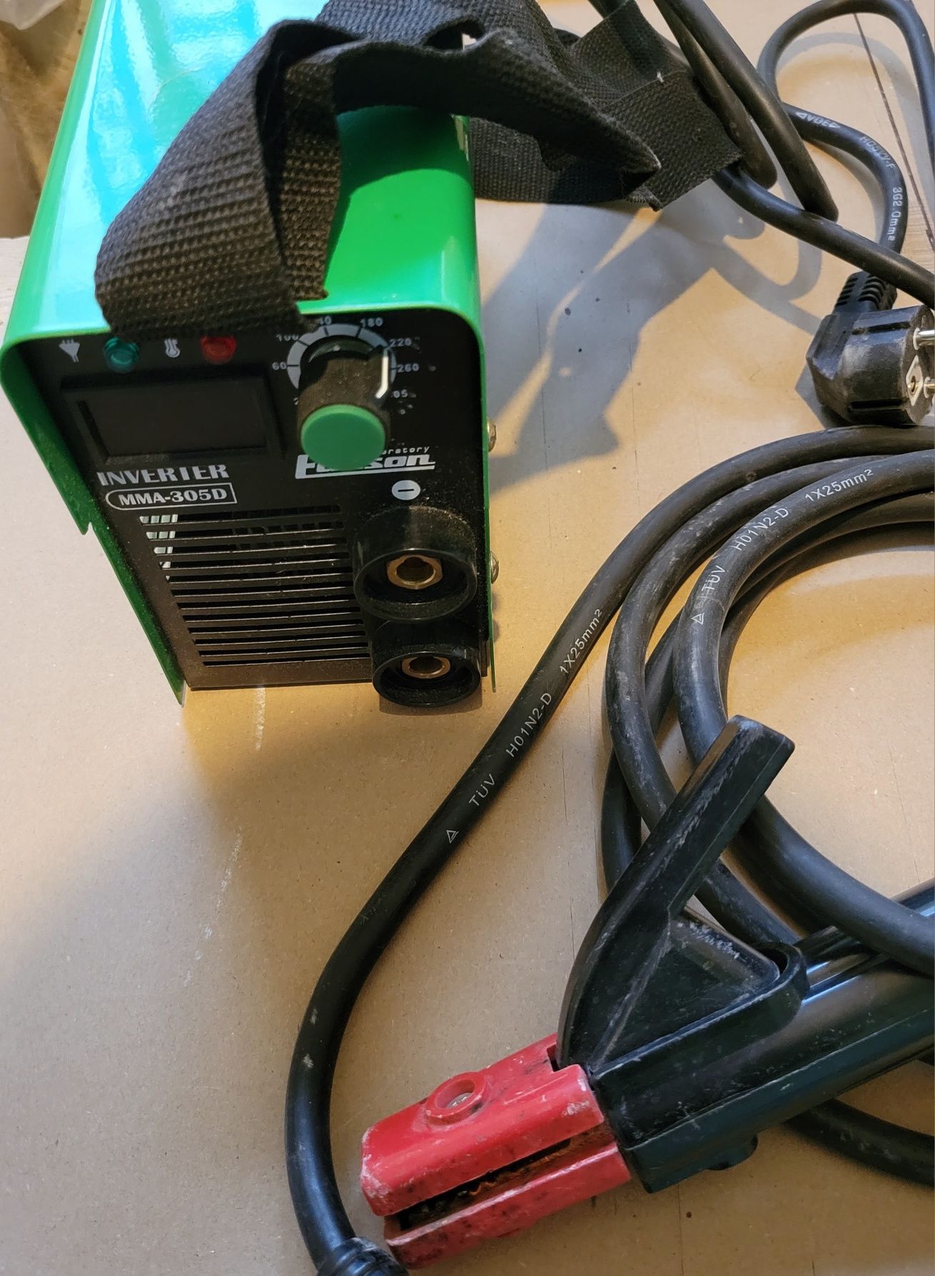 Продаю!!! Зварювальний інвертор Edison MMA-305 DK