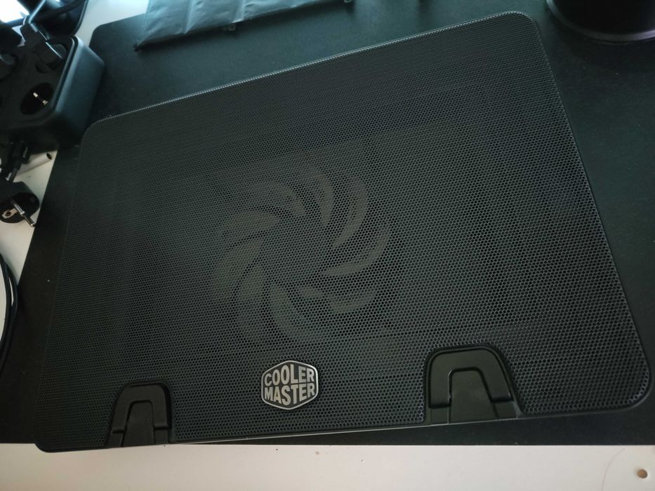 Base de Refrigeração Cooler Master NotePal ErgoStand IV
