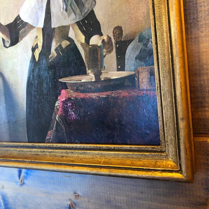 Young Woman with a Water Pitcher Johannes Vermeer, medidas nas fotos.